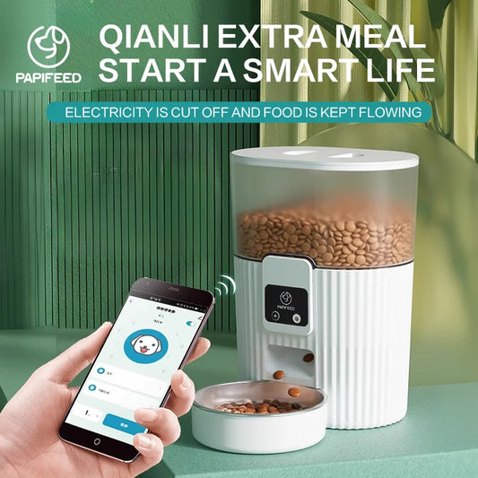 Automatic Pet food dispenser - We Have the Goodies 